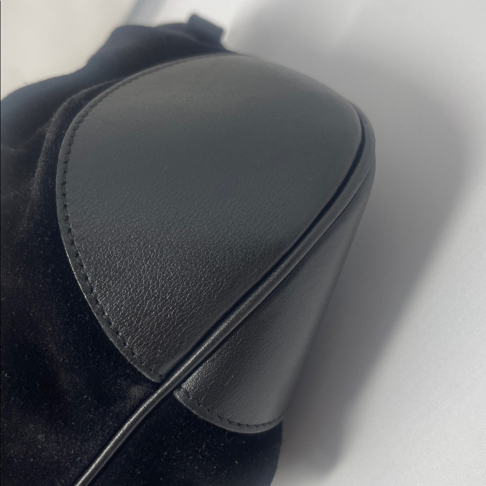 Salvatore Ferragamo Black Marissa Shoulder Bag - Picture 11 of 12